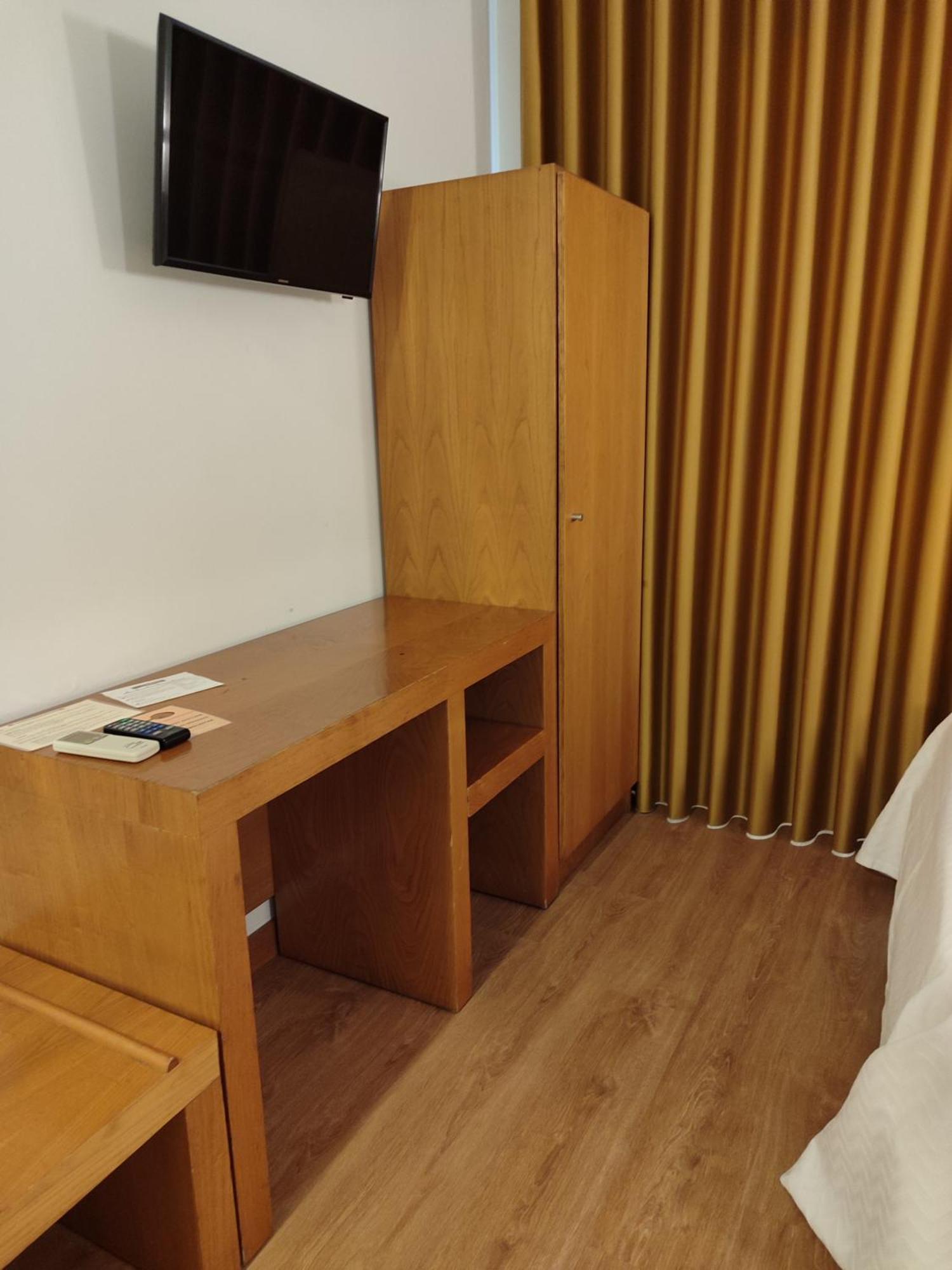 Dom Hotel Пенафиел Екстериор снимка