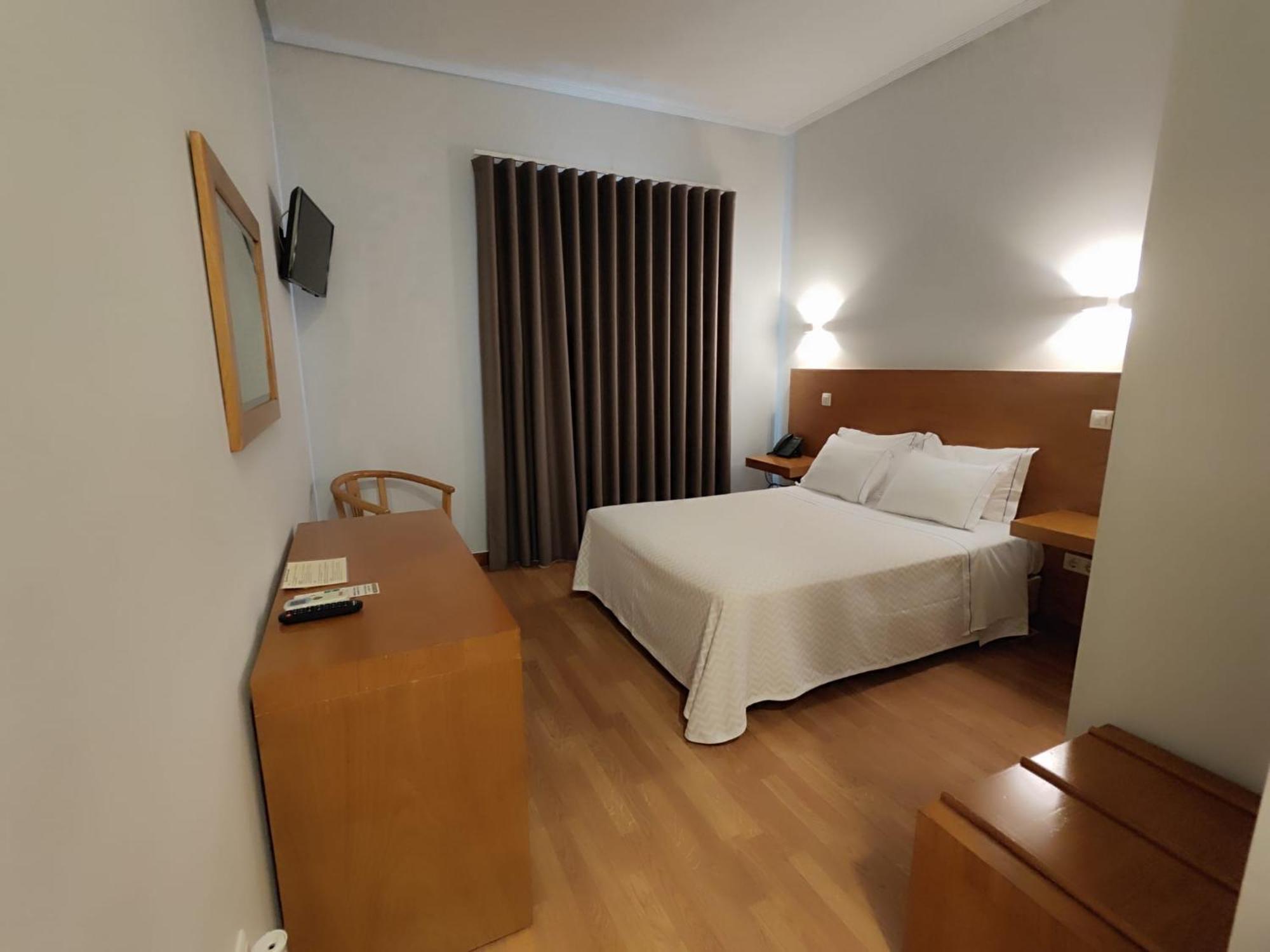 Dom Hotel Пенафиел Екстериор снимка