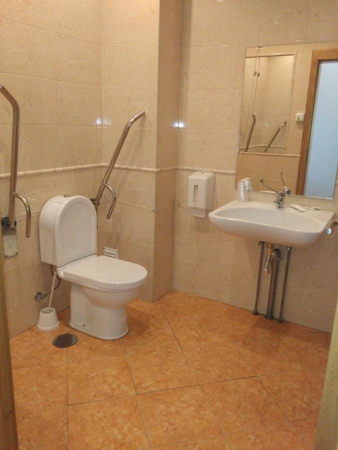Dom Hotel Пенафиел Екстериор снимка